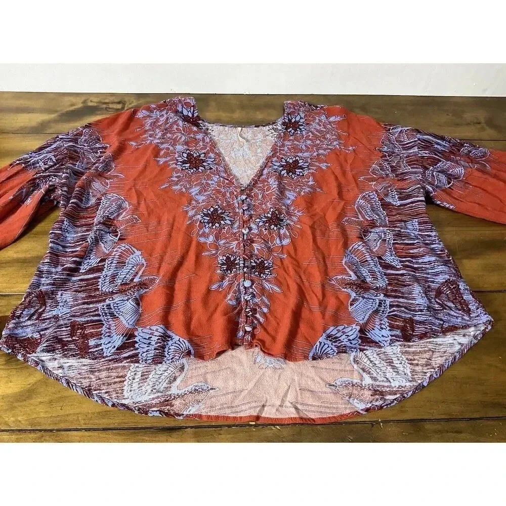 Free People Birds of a Feather Orange Floral Printed Blouse Size Small V-Neck
